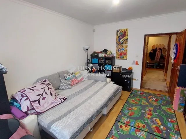 Eladó lakás Vác 74 nm