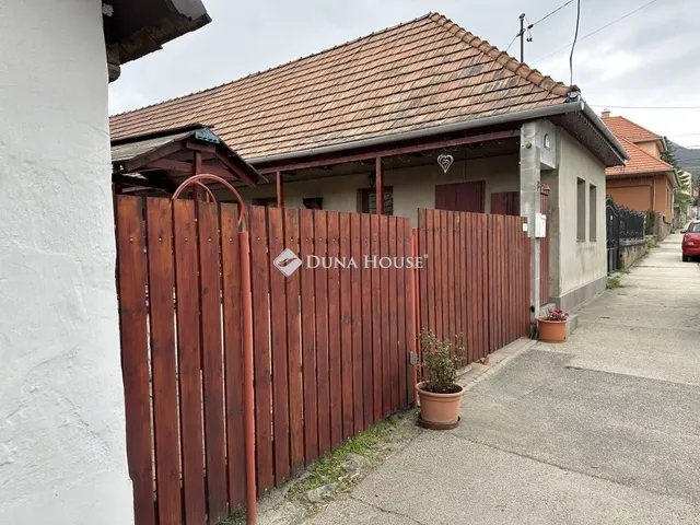 Eladó ház Pilisszántó 114 nm