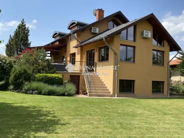 Eladó ház Piliscsaba 320 nm