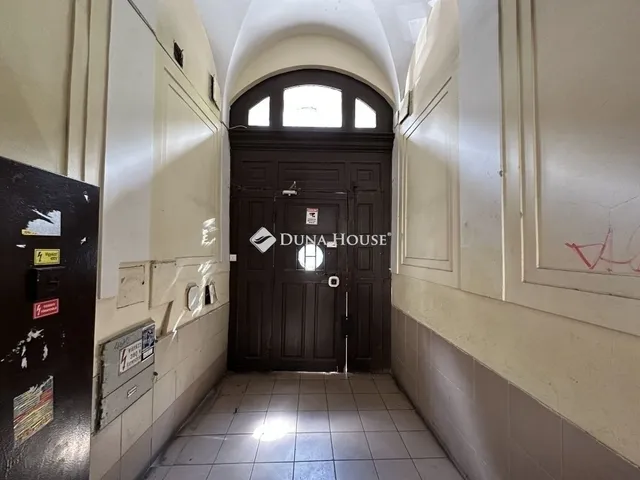 Eladó lakás Budapest VI. kerület 56 nm