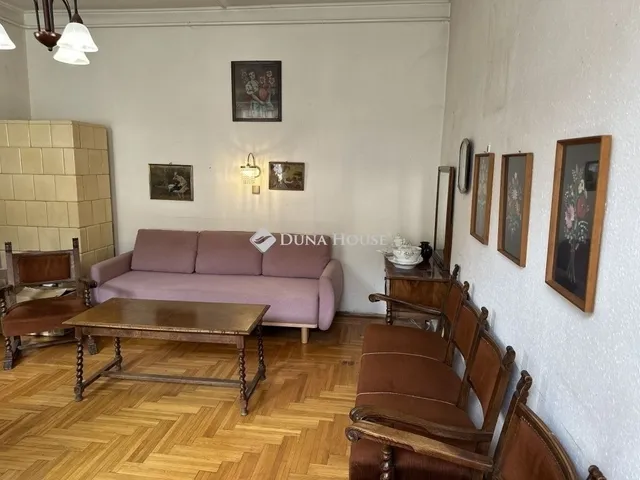 Eladó lakás Budapest VI. kerület, Nagykörúton belüli terület 56 nm