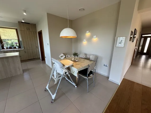 Eladó ház Piliscsaba 295 nm