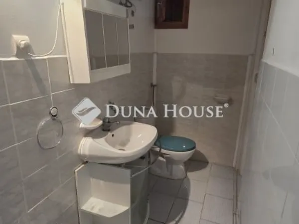 Eladó ház Vác 73 nm