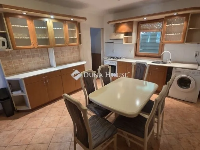 Eladó ház Vác 73 nm