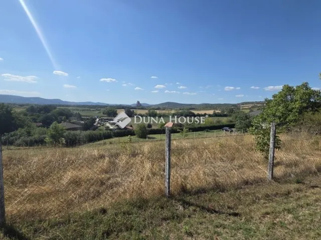 Eladó telek Vác 11139 nm