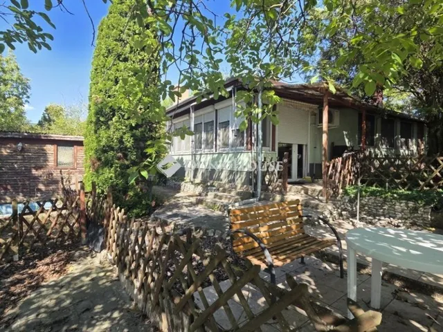 Eladó telek Vác 11139 nm