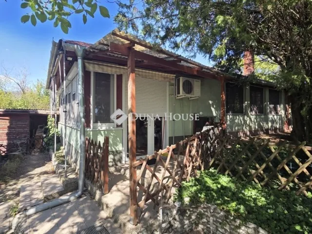 Eladó telek Vác 11139 nm