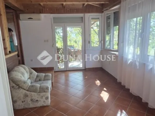 Eladó telek Vác 11139 nm