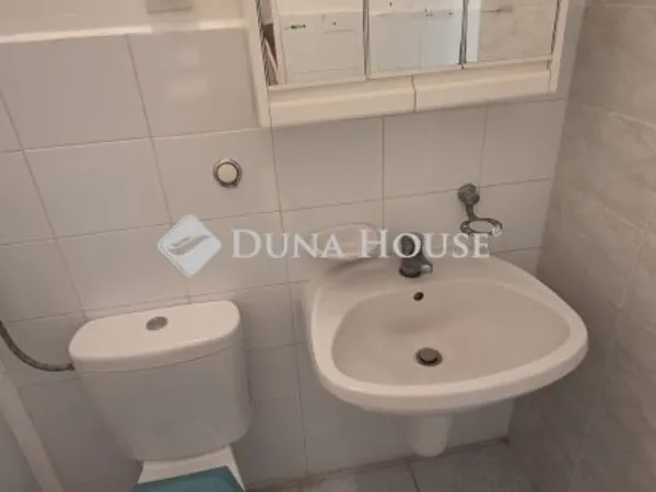 Eladó telek Vác 11139 nm