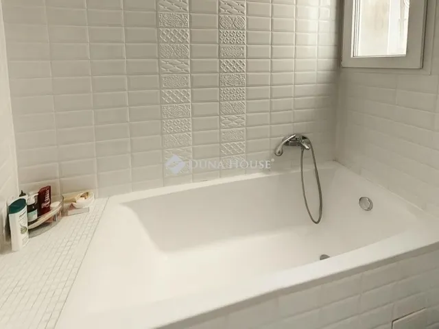 Eladó lakás Budapest VIII. kerület 77 nm