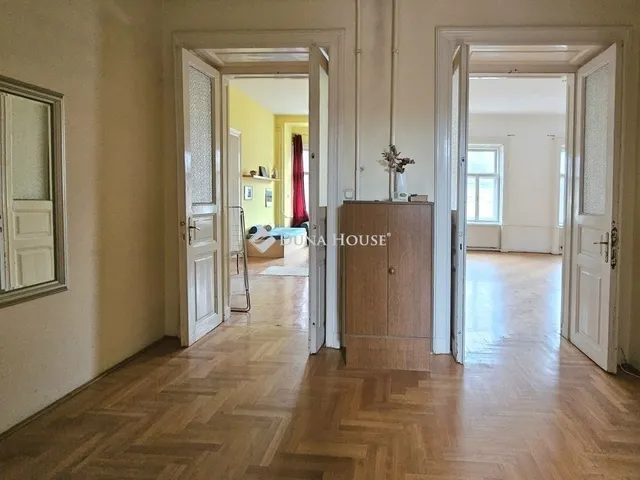 Eladó lakás Budapest VIII. kerület 192 nm