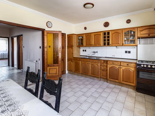 Eladó ház Debrecen, Hatvan utcai kert 121 nm