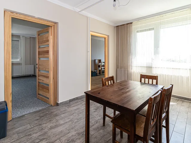 Eladó lakás Debrecen, Újkert 71 nm