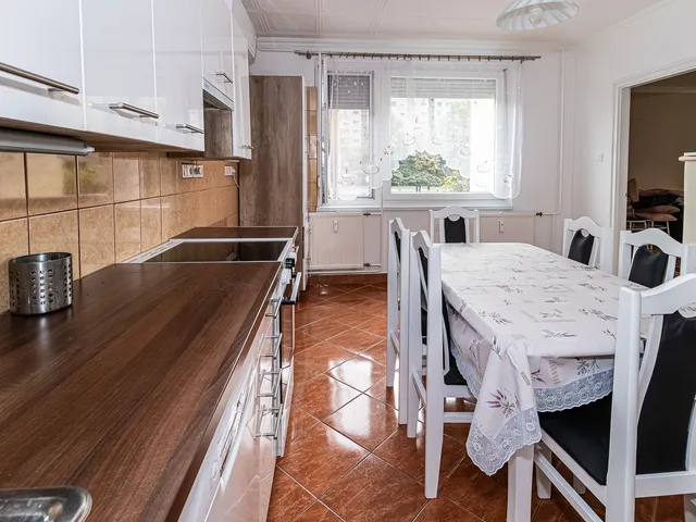 Eladó lakás Debrecen, Újkert 57 nm