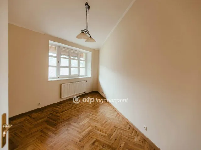 Eladó ház Budapest II. kerület 228 nm