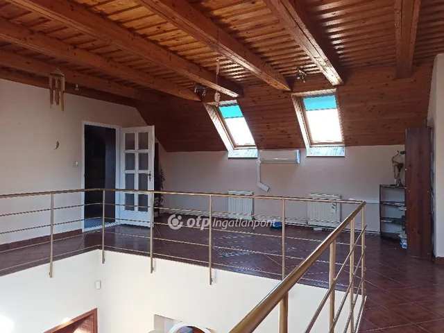Eladó ház Százhalombatta 185 nm