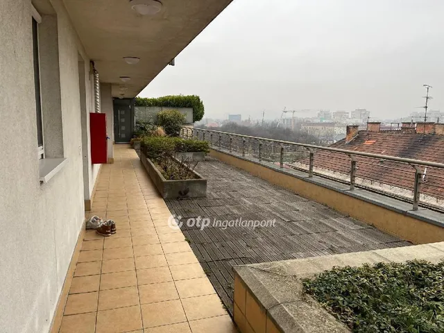 Eladó lakás Budapest VIII. kerület 87 nm