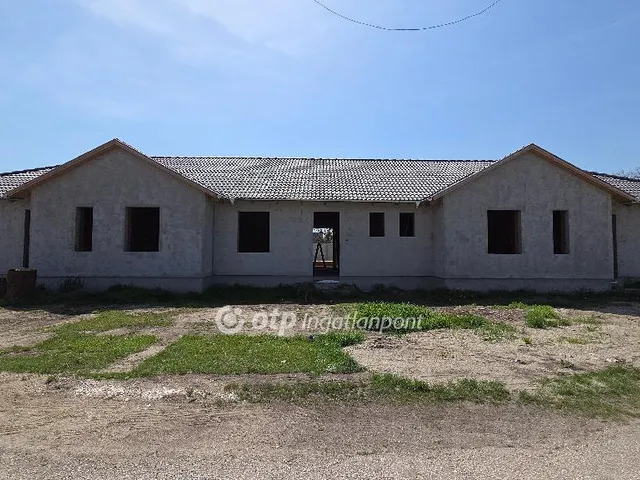 Eladó ház Kiskunlacháza 90 nm