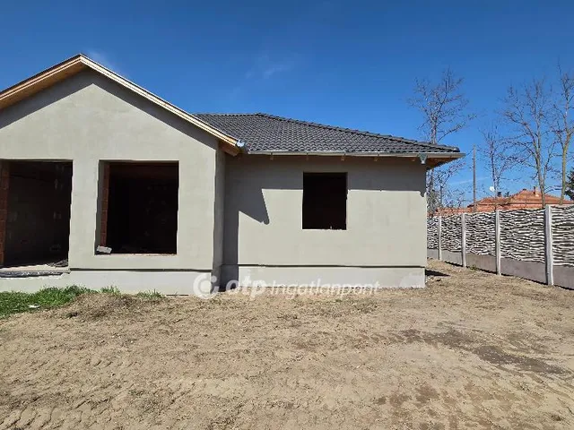 Eladó ház Kiskunlacháza 90 nm