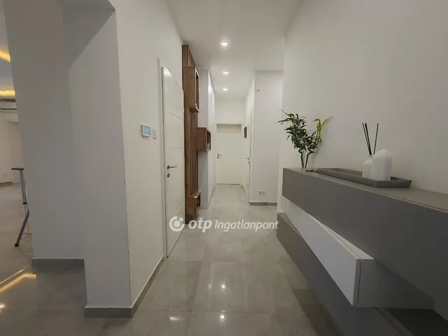 Eladó lakás Budapest III. kerület, Solymárvölgy 105 nm