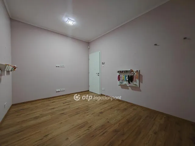 Eladó lakás Budapest III. kerület, Solymárvölgy 105 nm