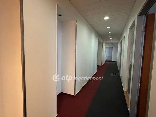 Eladó kereskedelmi és ipari ingatlan Budapest XIII. kerület 357 nm