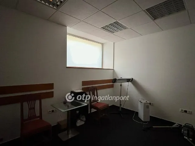 Eladó kereskedelmi és ipari ingatlan Budapest XIII. kerület 357 nm