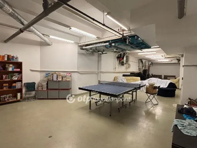 Eladó kereskedelmi és ipari ingatlan Budapest XIII. kerület 357 nm