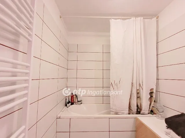 Eladó lakás Budapest XIII. kerület, Lőportárdűlő 111 nm