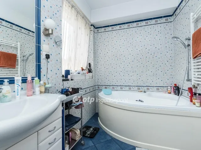 Eladó ház Budapest XXII. kerület, Budafok-Rózsavölgy 367 nm