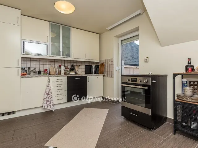 Eladó ház Budapest XXII. kerület, Budafok-Rózsavölgy 367 nm