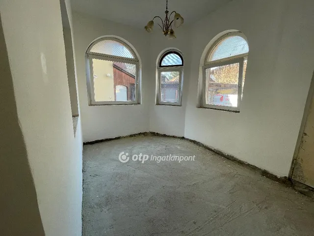 Eladó ház Budapest III. kerület 113 nm
