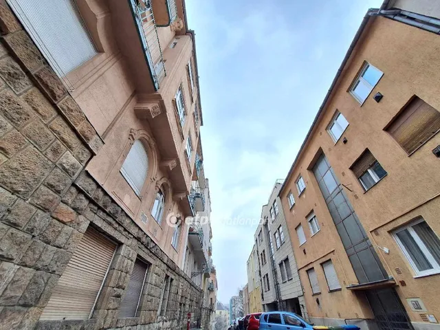 Eladó lakás Budapest I. kerület, Naphegy 83 nm