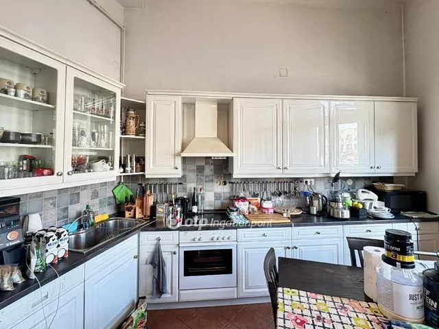 Eladó lakás Budapest XI. kerület, Szentimreváros 122 nm