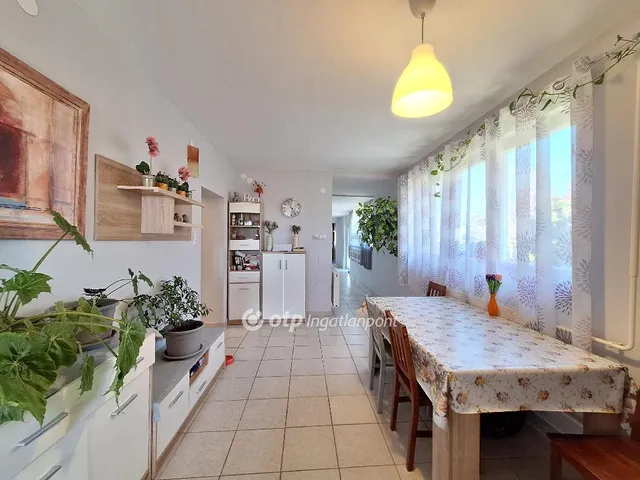 Eladó ház Kisláng 115 nm
