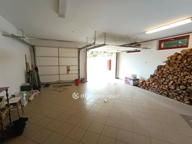 Eladó ház Érd, Érdliget 310 nm