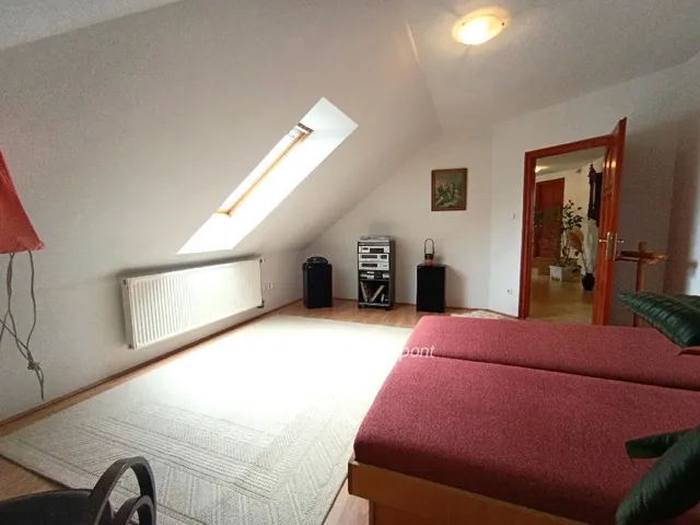 Eladó ház Érd, Érdliget 310 nm