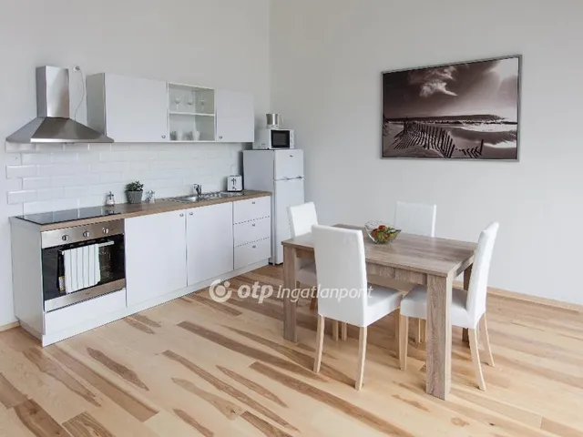 Eladó lakás Budapest VII. kerület 72 nm