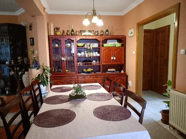 Eladó ház Isaszeg 105 nm