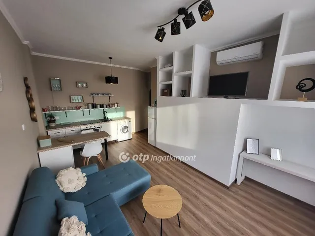 Eladó lakás Budapest X. kerület, Óhegy 36 nm
