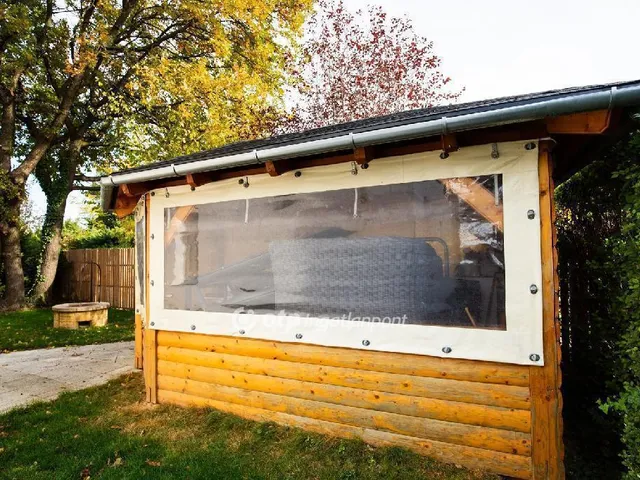 Eladó ház Balatonfűzfő 200 nm