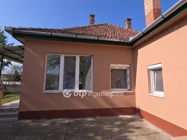 Eladó ház Dömsöd 90 nm