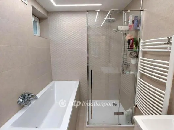 Eladó ház Szentendre, Pismány 120 nm