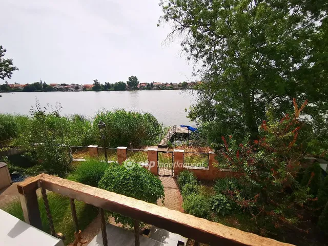 Eladó üdülő és hétvégi ház Ráckeve 120 nm