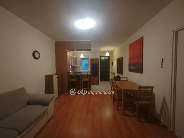 Eladó lakás Budapest VIII. kerület 58 nm