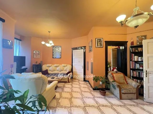 Eladó lakás Budapest VIII. kerület 90 nm