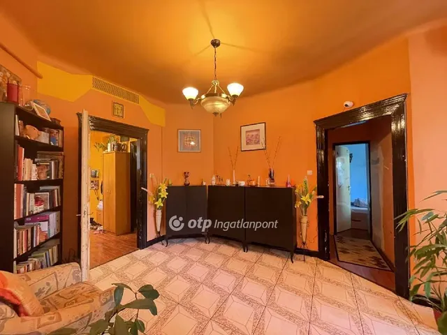 Eladó lakás Budapest VIII. kerület 90 nm