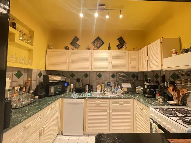 Eladó lakás Budapest VIII. kerület 90 nm