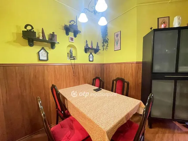 Eladó lakás Budapest VIII. kerület 90 nm