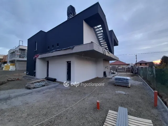 Eladó lakás Budapest XVII. kerület, Rákoscsaba 84 nm